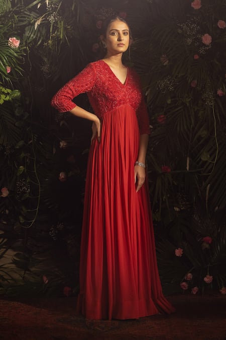 Shop Samatvam By Anjali Bhaskar Red Georgette Beads, Cut Work Aaira Paisley Embroidered Anarkali With Dupatta Shop_Samatvam By Anjali Bhaskar_Red Georgette Beads, Cut Work Aaira Paisley Embroidered Anarkali With Dupatta