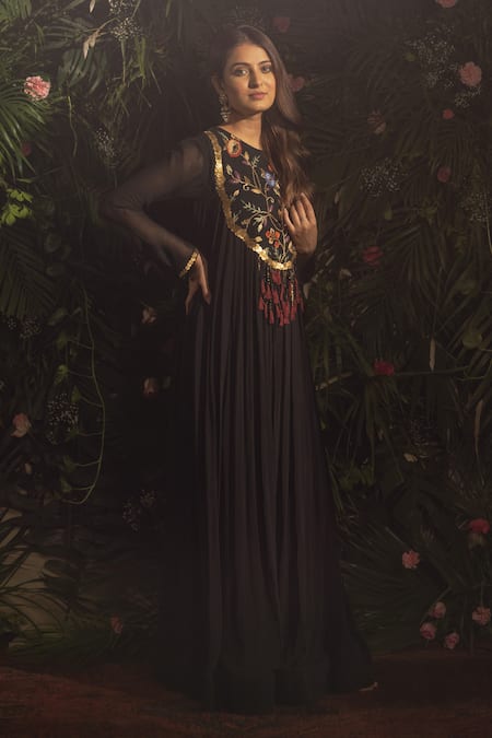 Samatvam By Anjali Bhaskar Black Georgette, Linen Embroidery Round Neck Hadia Floral Anarkali at Aza Fashions Samatvam By Anjali Bhaskar_Black Georgette, Linen Embroidery Round Neck Hadia Floral Anarkali _at_Aza_Fashions