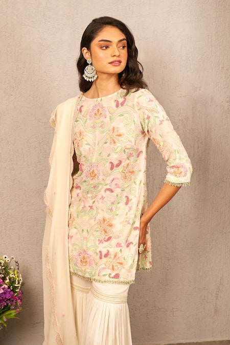Shop Samatvam By Anjali Bhaskar Ivory Georgette, Linen Pearls, Embroidery Round Neck Iman Thread Kurta Set Online at Aza Fashions Shop_Samatvam By Anjali Bhaskar_Ivory Georgette, Linen Pearls, Embroidery Round Neck Iman Thread Kurta Set _Online_at_Aza_Fashions
