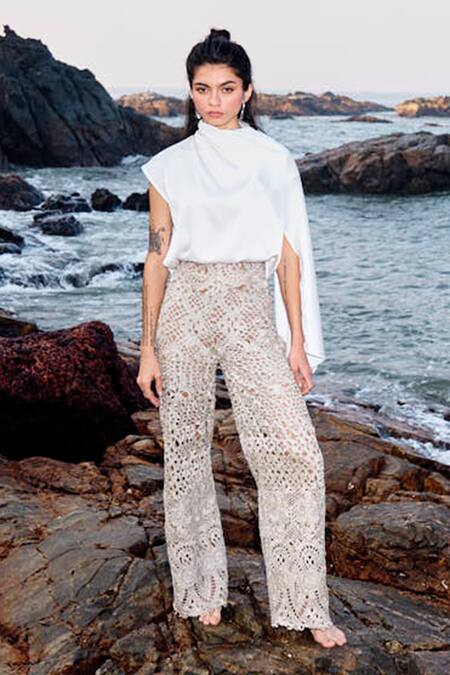 Buy_Dash And Dot_Rose Gold 100% Embroidered Lace Pant 