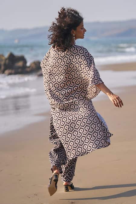 Dash And Dot High-Low Hem Printed Top & Pant Co-ord Set 