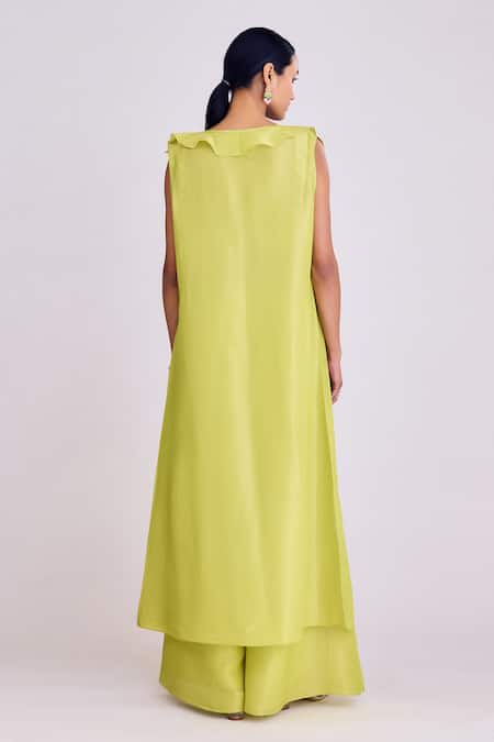 Basanti - Kapde Aur Koffee Ruffled Cape Sharara Set 