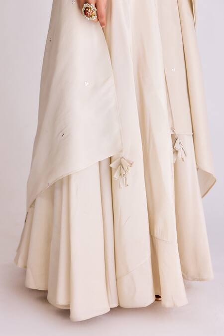 Shop Basanti - Kapde Aur Koffee Ivory Tissue Mirrors, Gota Patti, Embroidery V-neck Blouse Skirt Set Online at Aza Fashions Shop_Basanti - Kapde Aur Koffee_Ivory Tissue Mirrors, Gota Patti, Embroidery V-neck Blouse Skirt Set _Online_at_Aza_Fashions