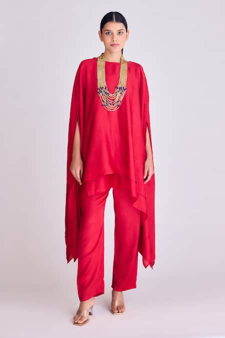 Basanti - Kapde Aur Koffee Red Crushed Blended Silk Plain Round Neck Asymmetric Tunic Pant Set
