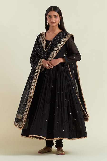 Ikshita Choudhary Black Chanderi Embroidered Sequin Round Anarkali Churidar Set 