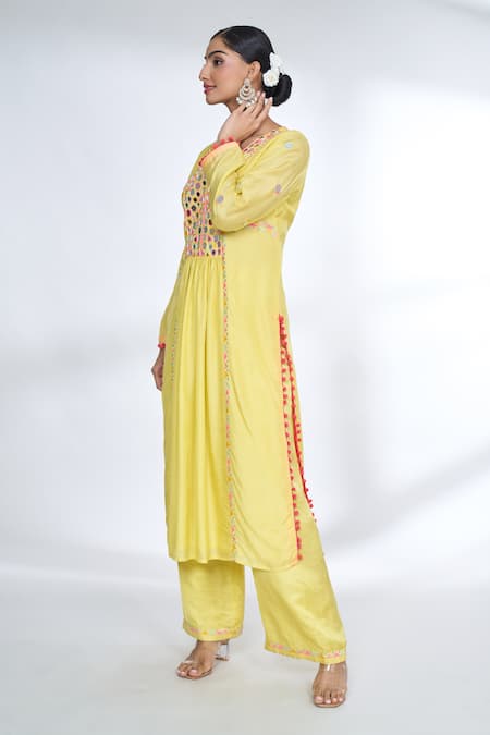 Shop_Gopi Vaid_Yellow Tussar, Linen Mirrors, Lace Split V-neck Embroidered Kurta And Palazzo Set 