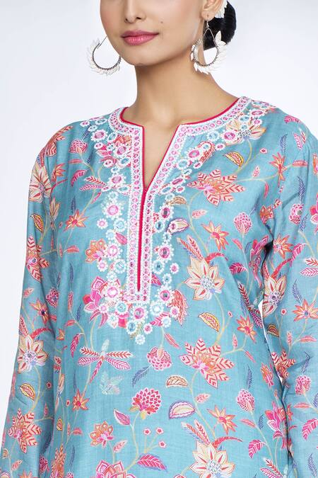 Shop_Gopi Vaid_Blue Cotton, Silk Embroidery, Gota Patti Split Floral Print Straight Kurta