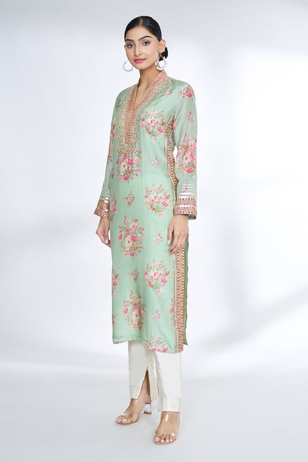 Gopi Vaid Green Cotton, Silk Embroidery Split V-neck Flower Print Straight Kurta at Aza Fashions Gopi Vaid_Green Cotton, Silk Embroidery Split V-neck Flower Print Straight Kurta _at_Aza_Fashions