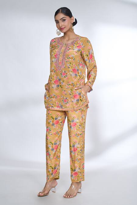 Shop_Gopi Vaid_Orange Cotton, Silk Embroidery Round Neck Floral Pattern Pant Co-ord Set_Online_at_Aza_Fashions