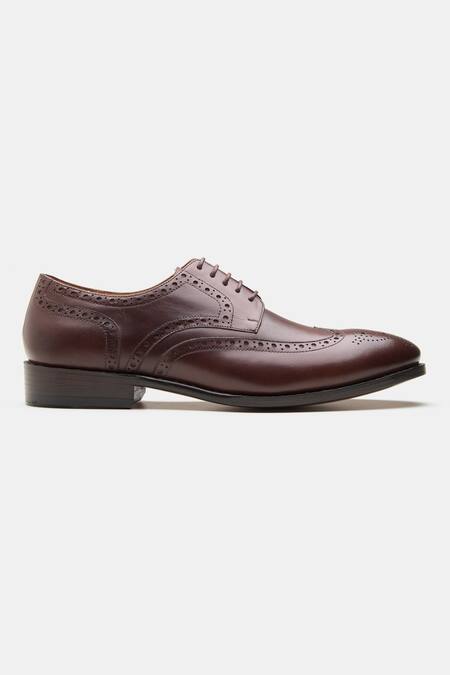 Kozasko Red Goodyear Welted Wingtip Derby Shoes Online at Aza Fashions Kozasko_Red Goodyear Welted Wingtip Derby Shoes _Online_at_Aza_Fashions