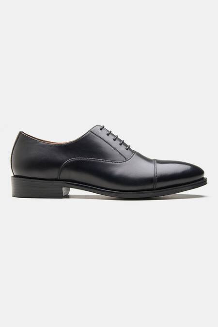 Kozasko Black Goodyear Welted Captoe Oxford Shoes Online at Aza Fashions Kozasko_Black Goodyear Welted Captoe Oxford Shoes _Online_at_Aza_Fashions