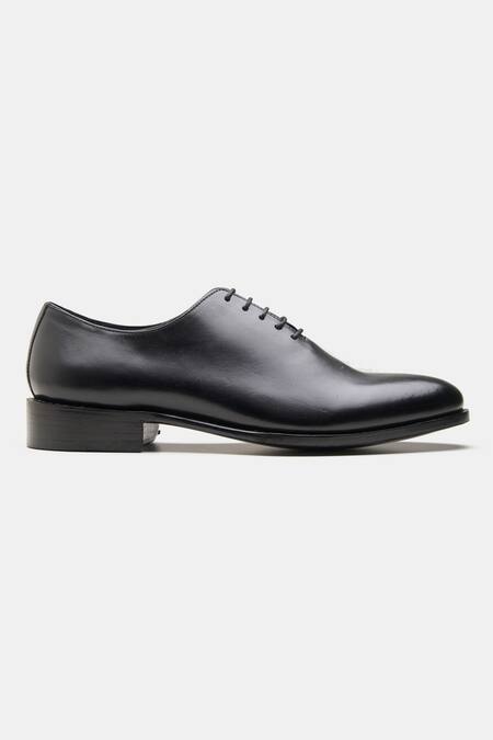 Kozasko Black Goodyear Welted Wholecut Oxfords Online at Aza Fashions Kozasko_Black Goodyear Welted Wholecut Oxfords _Online_at_Aza_Fashions