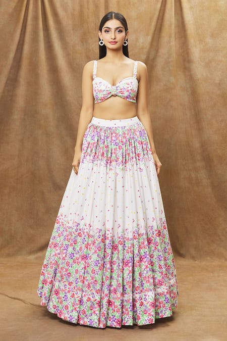 Buy Label Priyanka Kar Ivory Cotton, Linen Embroidery Sweetheart Floral Hand Embellished Lehenga Set Buy_Label Priyanka Kar_Ivory Cotton, Linen Embroidery Sweetheart Floral Hand Embellished Lehenga Set