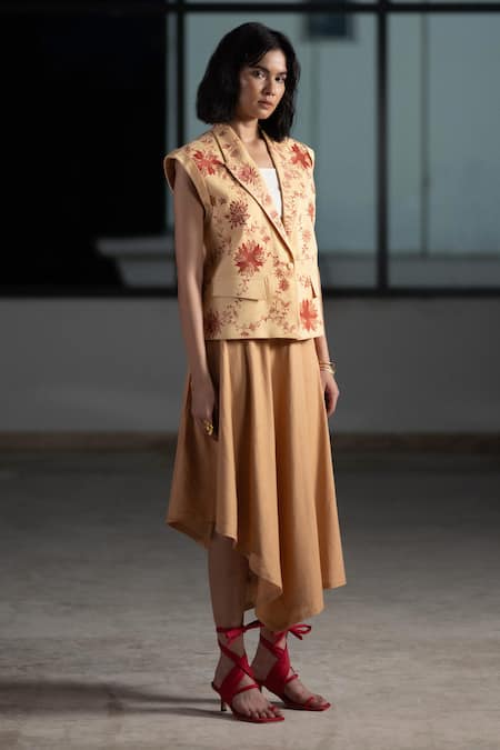 Buy_Origani_Beige Linen Embroidery Collared Floral Jacket _Online_at_Aza_Fashions