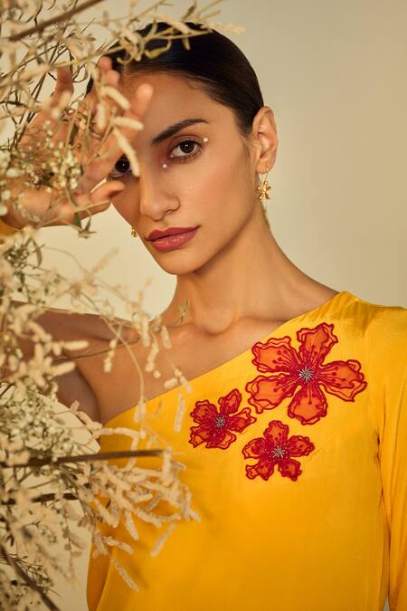 Buy Origani Yellow Crepe Applique One Shoulder Tunic With Pant Buy_Origani_Yellow Crepe Applique One Shoulder Tunic With Pant