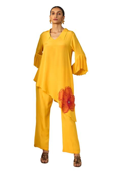 Buy_Origani_Yellow Crepe Applique Collared Asymmetric Kurta With Pant _Online_at_Aza_Fashions