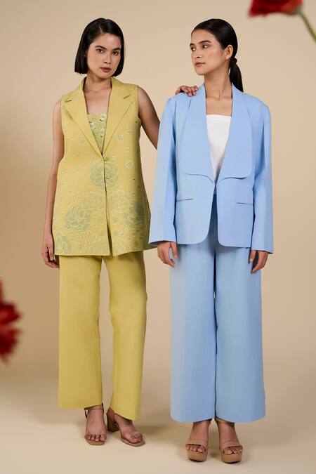 Shop Origani Green Linen, Voile Embroidery Collared, Square Neck Floral Jacket Pant Set Shop_Origani_Green Linen, Voile Embroidery Collared, Square Neck Floral Jacket Pant Set