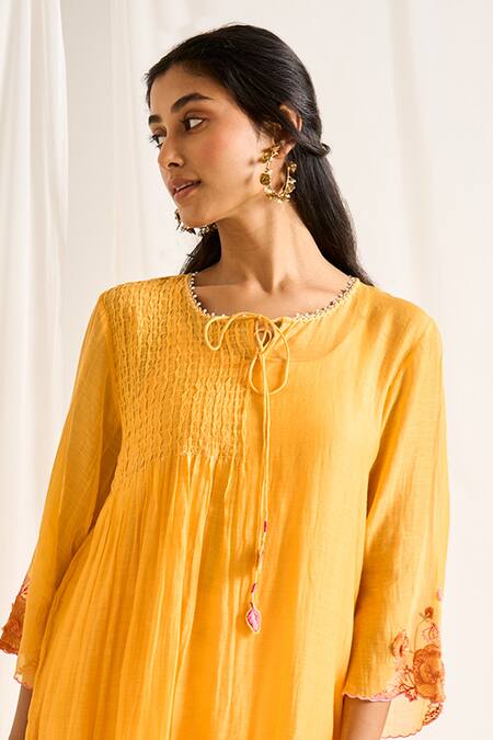 Himani Punatar Yellow Chanderi, Cotton Embroidery Round Gardenia Blossom Patchwork Kurta Set Online at Aza Fashions Himani Punatar_Yellow Chanderi, Cotton Embroidery Round Gardenia Blossom Patchwork Kurta Set_Online_at_Aza_Fashions