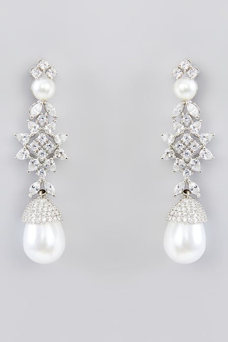 Zevar By Geeta_White Fabric Flowers, Diamonds Faux And Chunky Pearl Embellished Necklace Set _Online_at_Aza_Fashions