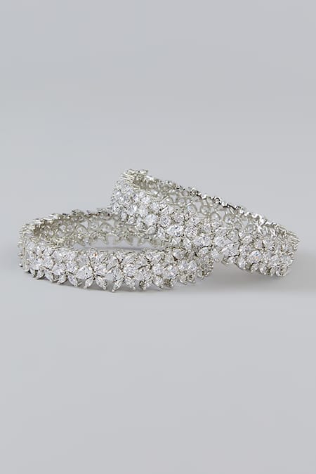 Shop Zevar By Geeta White Fabric Flowers Floral Cutwork Embellished 2 Pcs Kadas at Aza Fashions Shop_Zevar By Geeta_White Fabric Flowers Floral Cutwork Embellished 2 Pcs Kadas _at_Aza_Fashions