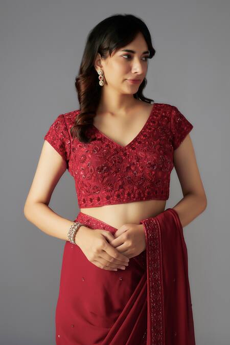 Buy Maisolos Red Georgette, Ramie Sequins, Beads V-neck Floral Embellished Saree Set Online at Aza Fashions Buy_Maisolos_Red Georgette, Ramie Sequins, Beads V-neck Floral Embellished Saree Set_Online_at_Aza_Fashions