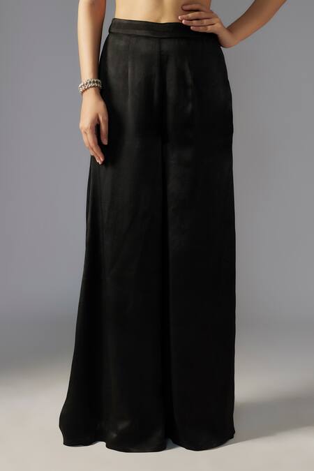 Buy Maisolos Black Crepe Sequins, Beads Sweetheart Neck Blossom Embellished Cape Sharara Set Online at Aza Fashions Buy_Maisolos_Black Crepe Sequins, Beads Sweetheart Neck Blossom Embellished Cape Sharara Set _Online_at_Aza_Fashions