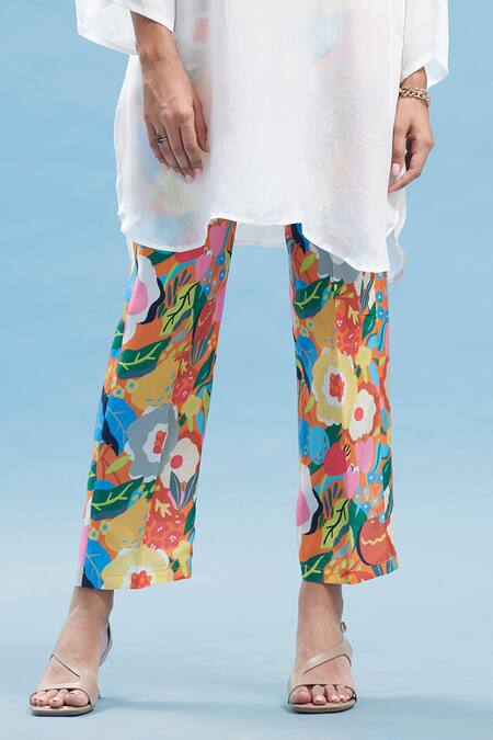 Buy_Affroz_White Crepe Collared Solid Kimono Kurta With Printed Pant_Online_at_Aza_Fashions