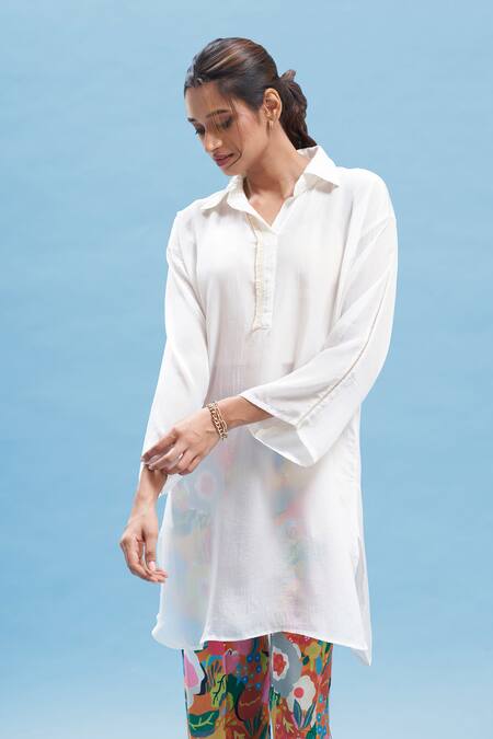 Affroz_White Crepe Collared Solid Kimono Kurta With Printed Pant_at_Aza_Fashions