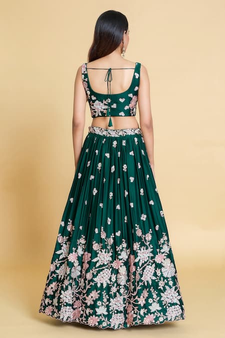 Shop Samyukta Singhania Green Polyester, Organza Embroidery, Sequins V-neck Thread Pleated Lehenga Set at Aza Fashions Shop_Samyukta Singhania_Green Polyester, Organza Embroidery, Sequins V-neck Thread Pleated Lehenga Set _at_Aza_Fashions