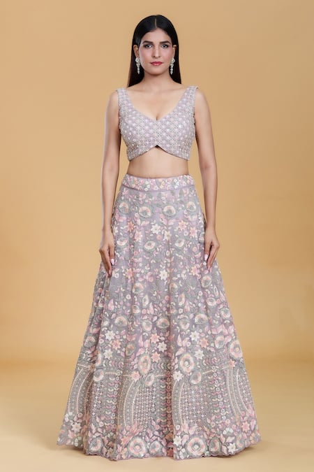 Samyukta Singhania_Purple Net Sequins, Embroidery, Beads V-neck Floral Lehenga Set _Online_at_Aza_Fashions