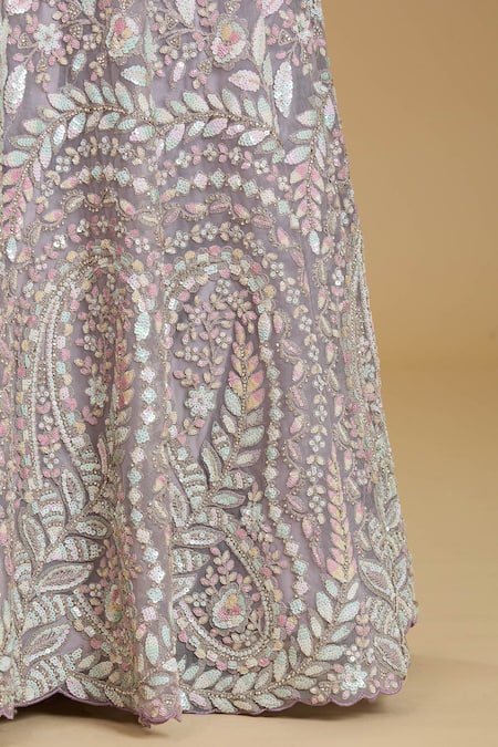 Samyukta Singhania_Purple Net, Linen Embroidery, Sequins, Zari V-neck Flower Bloom Lehenga Set _Online_at_Aza_Fashions