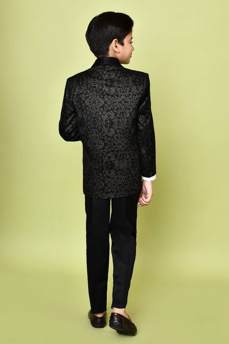Shop Samyukta Singhania Black , Polyester, Satin Fleur Printed Coat With Pant Set at Aza Fashions Shop_Samyukta Singhania_Black , Polyester, Satin Fleur Printed Coat With Pant Set _at_Aza_Fashions