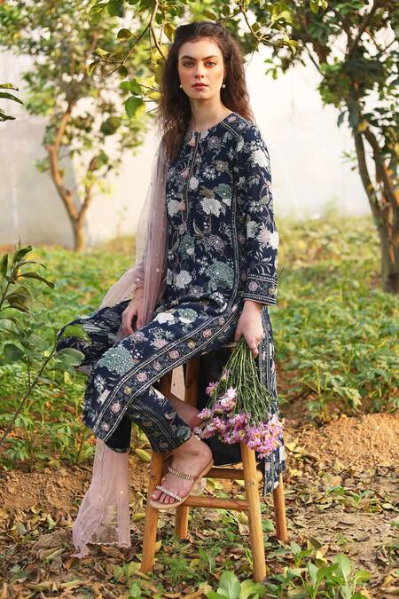 Summer By Priyanka Gupta Blue Georgette Embroidery, Sequins Round Neck Gardenia Printed Kurta Set Online at Aza Fashions Summer By Priyanka Gupta_Blue Georgette Embroidery, Sequins Round Neck Gardenia Printed Kurta Set_Online_at_Aza_Fashions