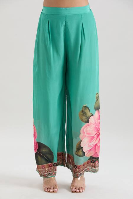 Buy Basanti - Kapde Aur Koffee Green Crepe Embroidery, Sequins V-neck Floral Print Kurta And Pant Co-ord Set Online at Aza Fashions Buy_Basanti - Kapde Aur Koffee_Green Crepe Embroidery, Sequins V-neck Floral Print Kurta And Pant Co-ord Set_Online_at_Aza_Fashions