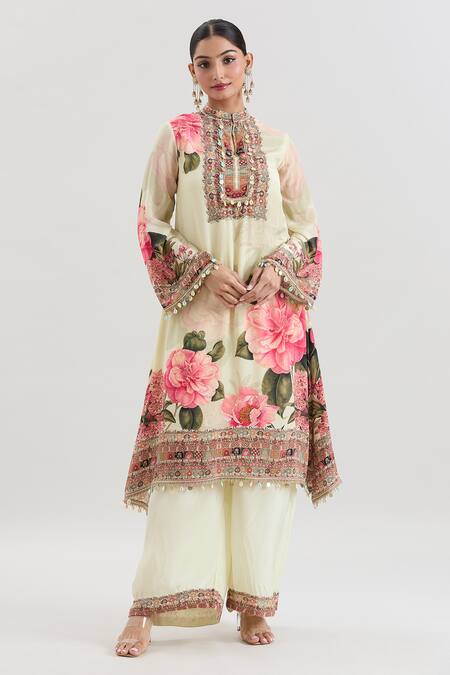 Basanti - Kapde Aur Koffee Ivory Crepe Sequins, Embroidery Bandeau Floral Print Straight Kurta And Pant Set Online at Aza Fashions Basanti - Kapde Aur Koffee_Ivory Crepe Sequins, Embroidery Bandeau Floral Print Straight Kurta And Pant Set_Online_at_Aza_Fashions