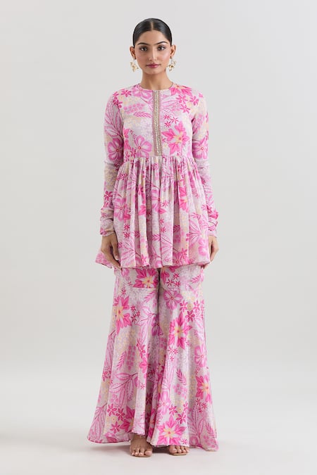 Buy_Basanti - Kapde Aur Koffee X AZA_Pink Chiffon Embroidery, Sequins Round Floral Print Short Anarkali Sharara Set _Online_at_Aza_Fashions