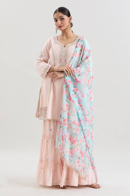 Basanti - Kapde Aur Koffee_Pink Chanderi Embroidery Split V-neck Floral Kurta Sharara Set_Online_at_Aza_Fashions