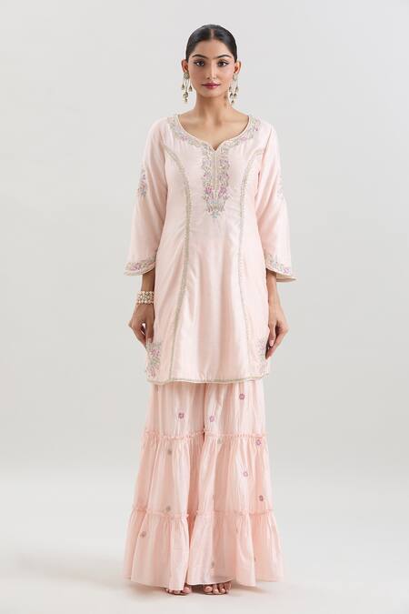 Basanti - Kapde Aur Koffee_Pink Chanderi Embroidery Split V-neck Floral Kurta Sharara Set_at_Aza_Fashions