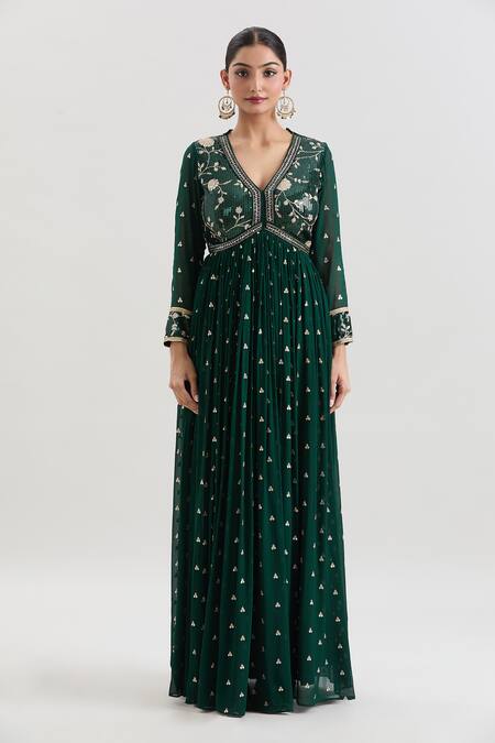 Basanti - Kapde Aur Koffee Green Georgette Sequins, Zari, Cut Work Floral Embroidered Anarkali With Dupatta Online at Aza Fashions Basanti - Kapde Aur Koffee_Green Georgette Sequins, Zari, Cut Work Floral Embroidered Anarkali With Dupatta_Online_at_Aza_Fashions