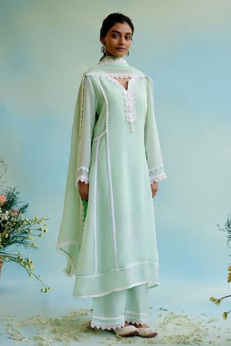 Nero India Green Pant Muslin Embellished Lace Notched Scallop Kurta And Wide Legged Set 