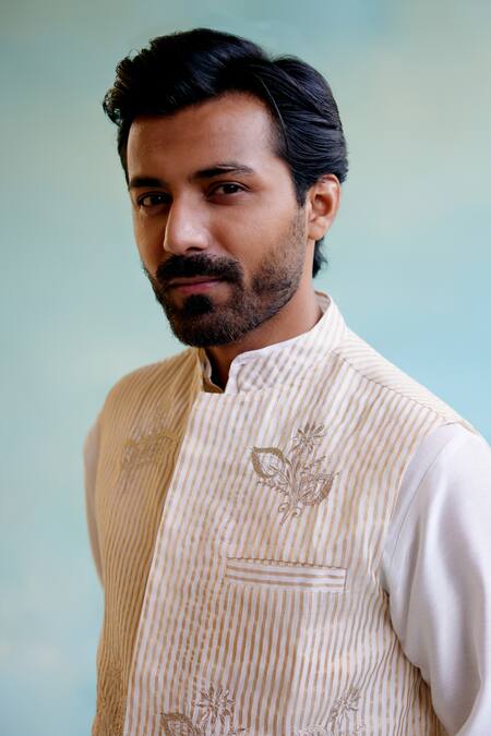 Nero India_Gold Embroidery Floral Nehru Jacket _Online_at_Aza_Fashions