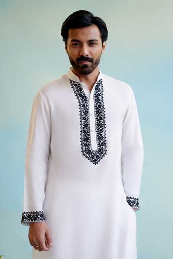 Shop Nero India White Muslin, Cotton Embroidery Floral Kurta With Pant Online at Aza Fashions Shop_Nero India_White Muslin, Cotton Embroidery Floral Kurta With Pant _Online_at_Aza_Fashions
