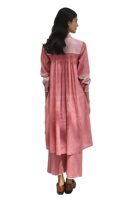 Payal Pratap Pink Handloom Cotton Solid Celine Pant at Aza Fashions Payal Pratap_Pink Handloom Cotton Solid Celine Pant _at_Aza_Fashions