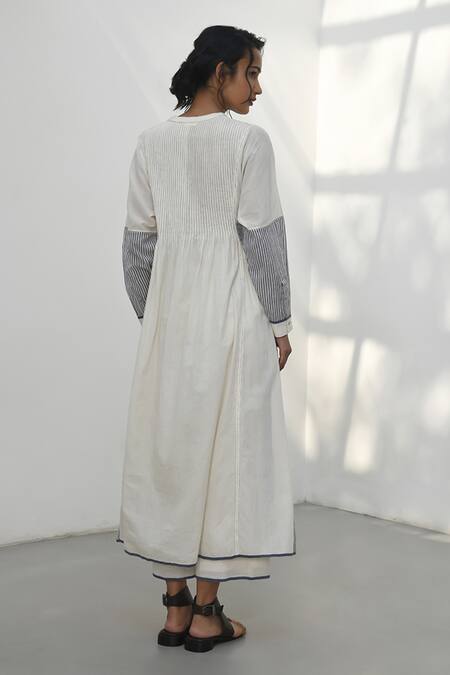 Buy Payal Pratap Ivory Handloom Cotton Solid Florina Plain Straight Pant Online at Aza Fashions Buy_Payal Pratap_Ivory Handloom Cotton Solid Florina Plain Straight Pant _Online_at_Aza_Fashions