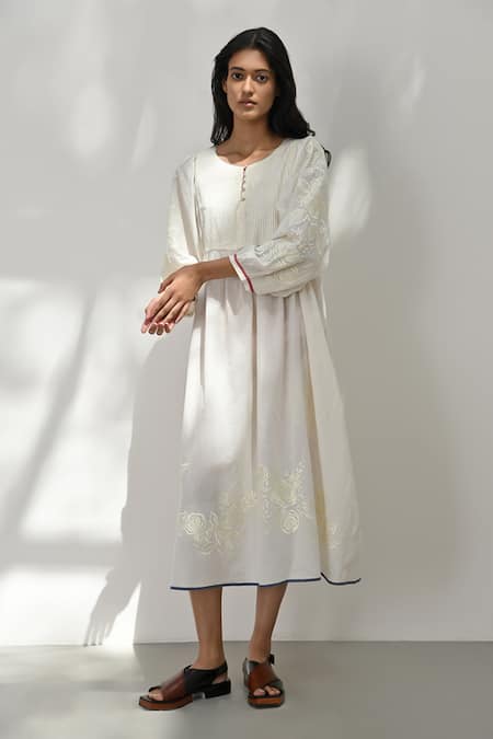 Payal Pratap Ivory Handloom Cotton Embroidered Floral Round Pistoia Dress 