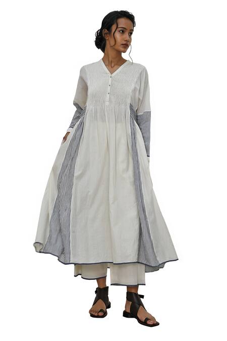 Buy Payal Pratap Ivory Handloom Cotton Printed Striped V Neck Lesvos Patchwork Panelled Dress Buy_Payal Pratap_Ivory Handloom Cotton Printed Striped V Neck Lesvos Patchwork Panelled Dress