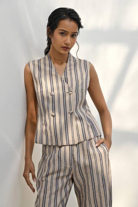 Payal Pratap Beige Handloom Linen Printed Striped V Neck Elatos Gilet Waistcoat at Aza Fashions Payal Pratap_Beige Handloom Linen Printed Striped V Neck Elatos Gilet Waistcoat _at_Aza_Fashions
