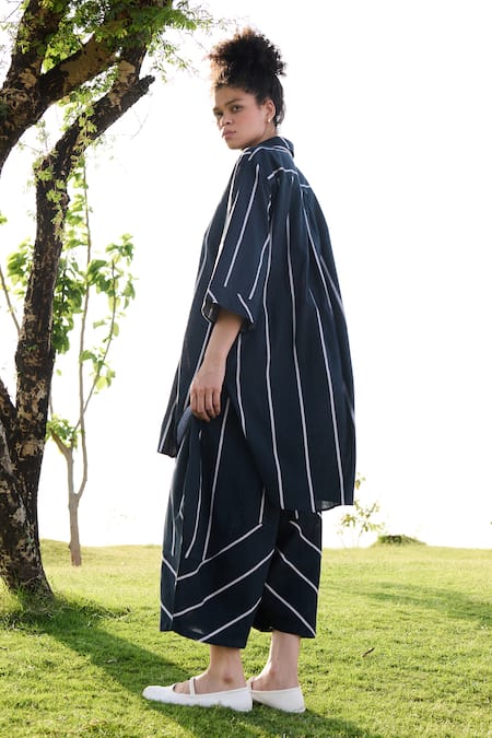 Shop RAAS LIFE Black Linen, Cotton Collared Nargis Stripe Pattern Tunic With Balloon Pant at Aza Fashions Shop_RAAS LIFE_Black Linen, Cotton Collared Nargis Stripe Pattern Tunic With Balloon Pant _at_Aza_Fashions