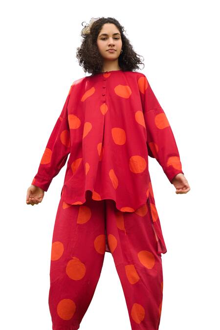 Buy RAAS LIFE Red Linen, Cotton Round Neck Polka Print Tunic And Balloon Pant Set Online at Aza Fashions Buy_RAAS LIFE_Red Linen, Cotton Round Neck Polka Print Tunic And Balloon Pant Set _Online_at_Aza_Fashions
