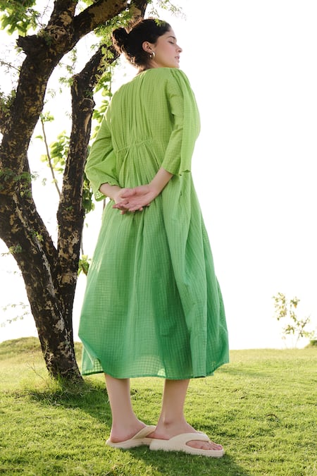 Shop RAAS LIFE Green 100% Cotton Chequered V Neck Shringara Ombre Dress at Aza Fashions Shop_RAAS LIFE_Green 100% Cotton Chequered V Neck Shringara Ombre Dress _at_Aza_Fashions